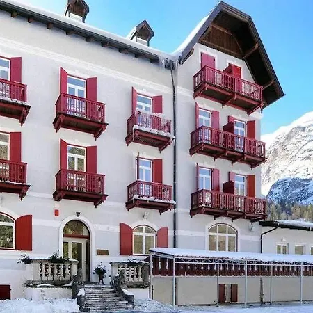 Hotel Croda Rossa Schluderbach